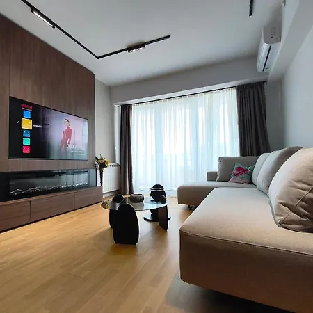 Luxury Panoramic Apartment Free Parking Fireplace