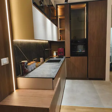 Luxury Panoramic Apartment Free Parking Fireplace Скопье