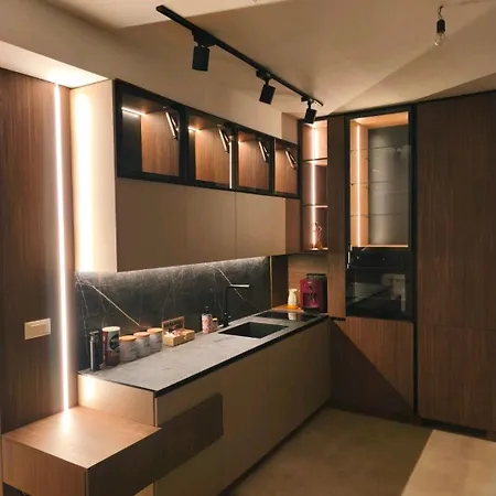 Luxury Panoramic Apartment Free Parking Fireplace Апартаменты *