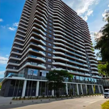 Luxury Panoramic Apartment Free Parking Fireplace