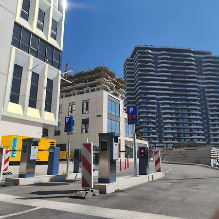 Luxury Panoramic Apartment Free Parking Fireplace Апартаменты Скопье